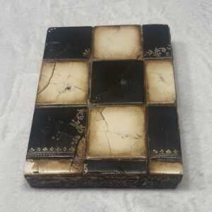 Sids Dickens Tile Decor T-102